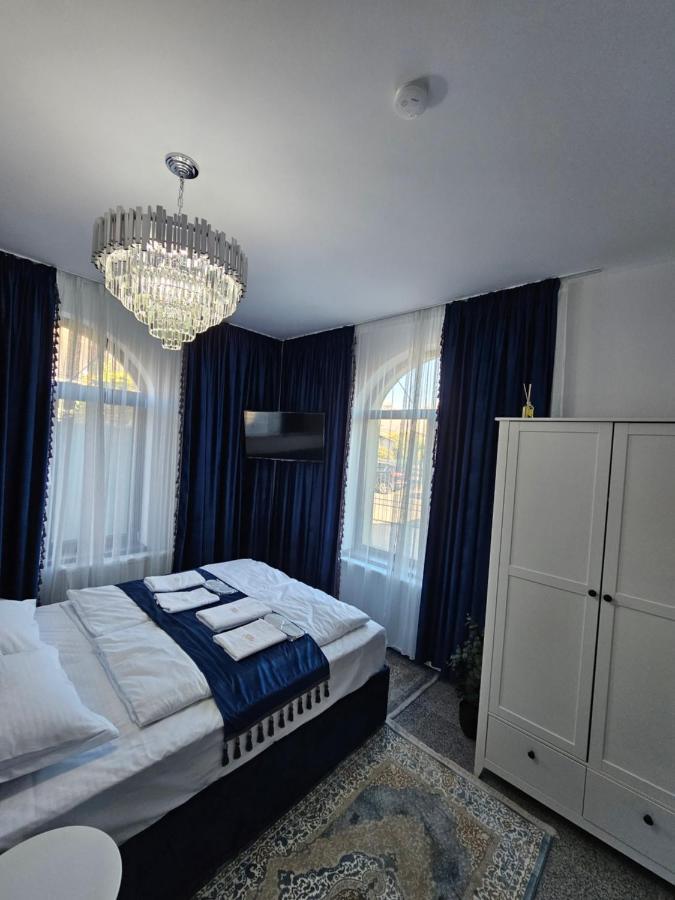 Perfect Villa פלוייסטי מראה חיצוני תמונה